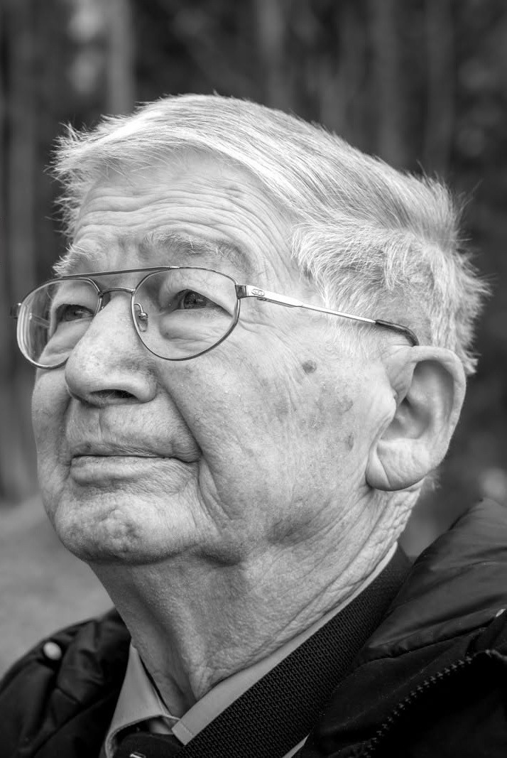 Na občini Dol pri Ljubljani se z velikim spoštovanjem poslavljamo od  častnega občana občine prof. dr. Janeza Grada