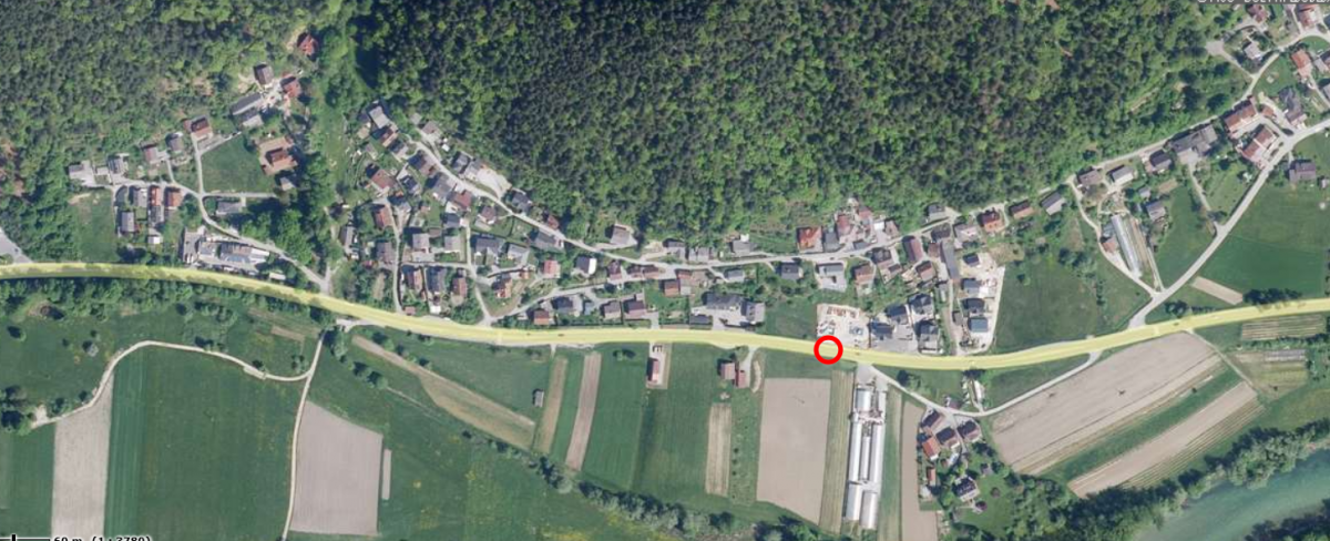 Delna zapora v naselju Senožeti