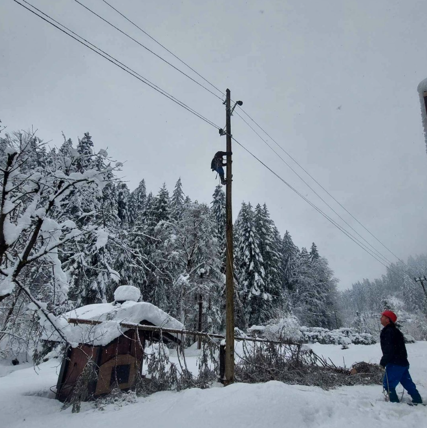 Elektrika na območju vasi Senožeti
